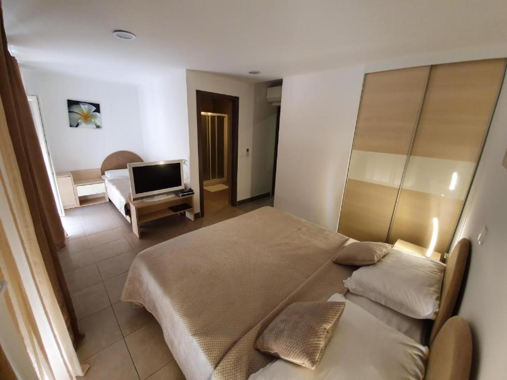 Villa Sunce Punat Exterior photo